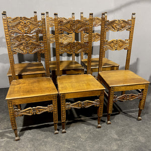 Ensemble ancien de six chaises restaurées de la fin des années 1800