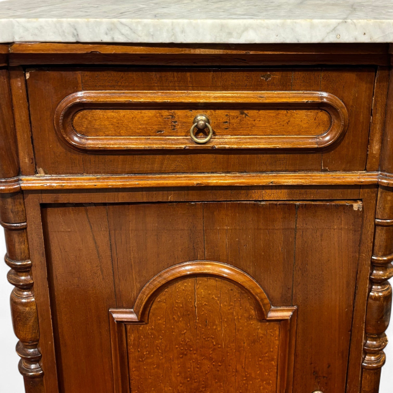 Antica coppia di comodini Luigi Filippo - Vassallo Antiques Antiquariato Online