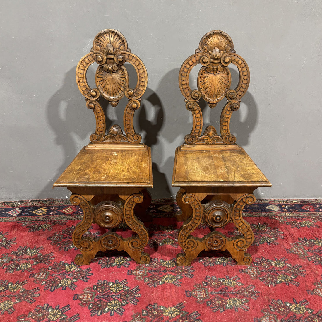 Antica coppia di sedute sgabelli Rinascimentali - Vassallo Antiques Antiquariato Online