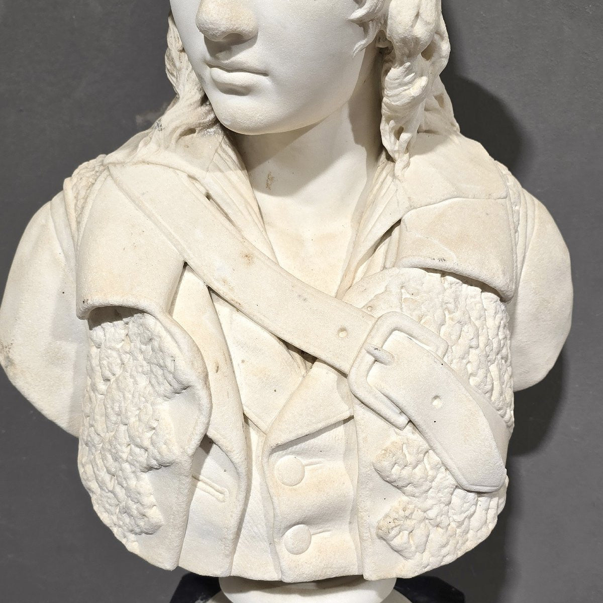 Antico busto in marmo bianco Carnevale Giuseppe (1887) - Vassallo Antiques Antiquariato Online