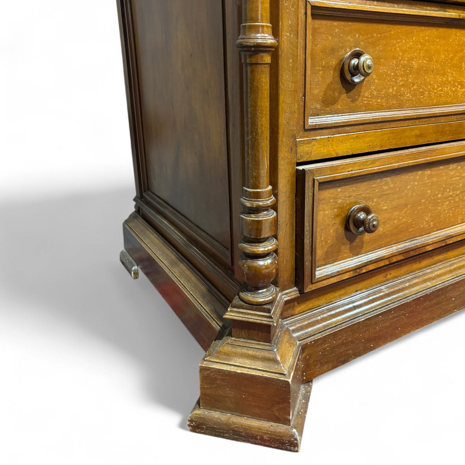 Antico Cassettone in noce Fine XIX secolo - Vassallo Antiques Antiquariato Online