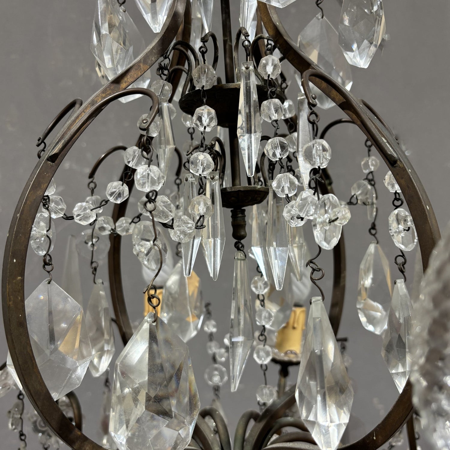 Antico Lampadario Liberty con pendenti - Vassallo Antiques Antiquariato Online