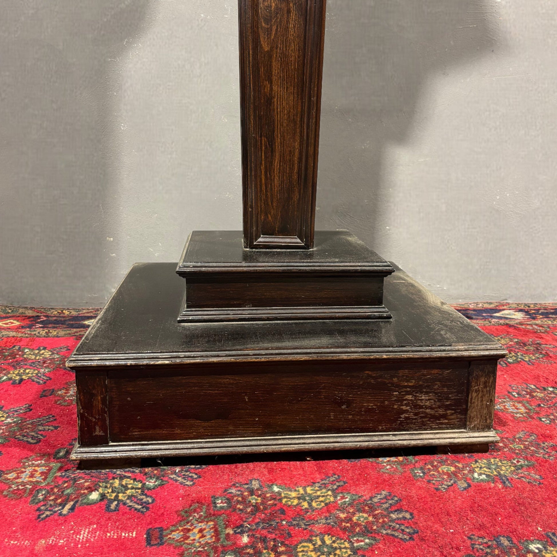 Antico Leggio in noce - Vassallo Antiques Antiquariato Online
