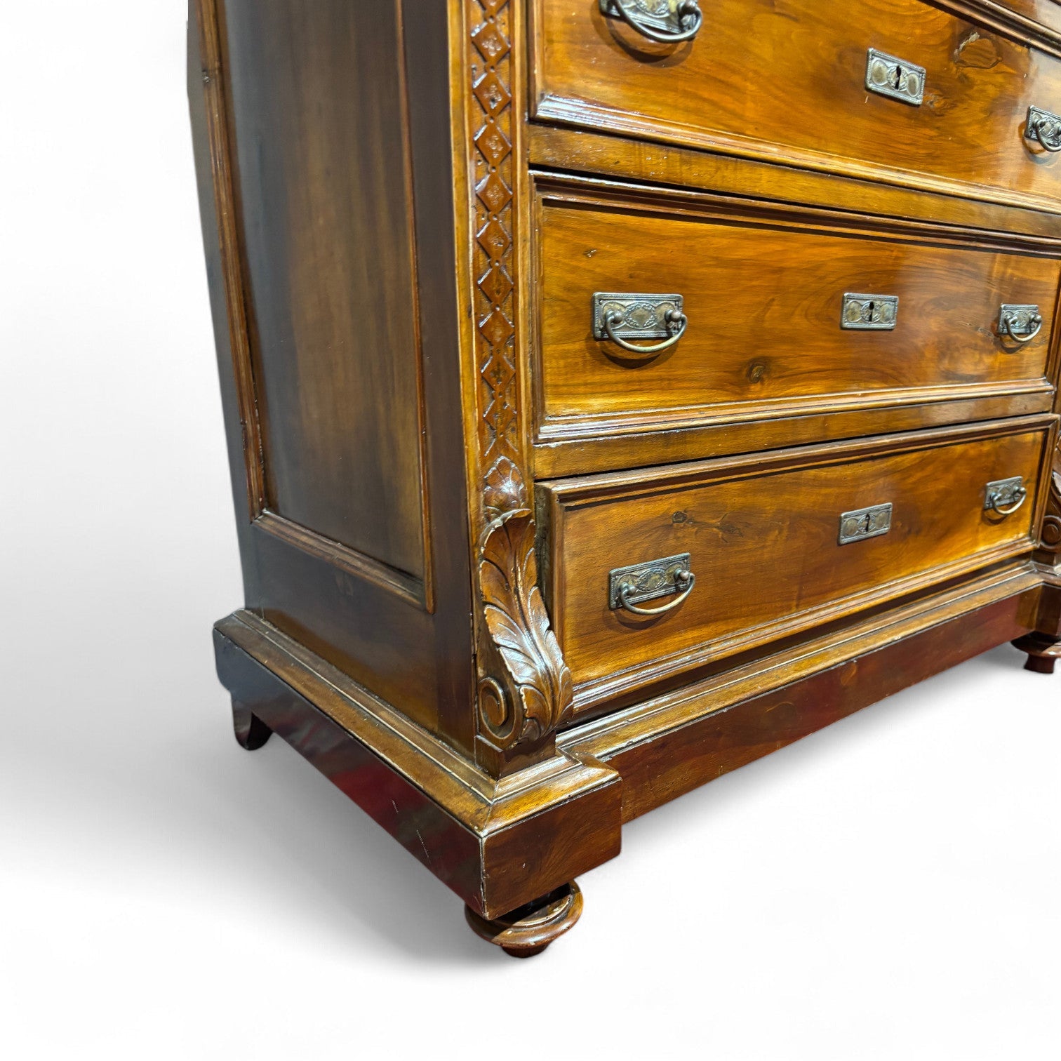 Antico settimanale intagliato in noce massello - Vassallo Antiques Antiquariato Online