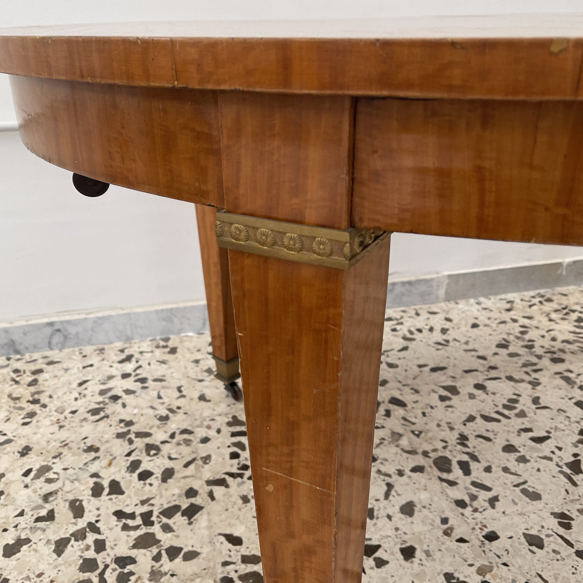 Antico Tavolo in satinwood fine XIX secolo - Vassallo Antiques Antiquariato Online