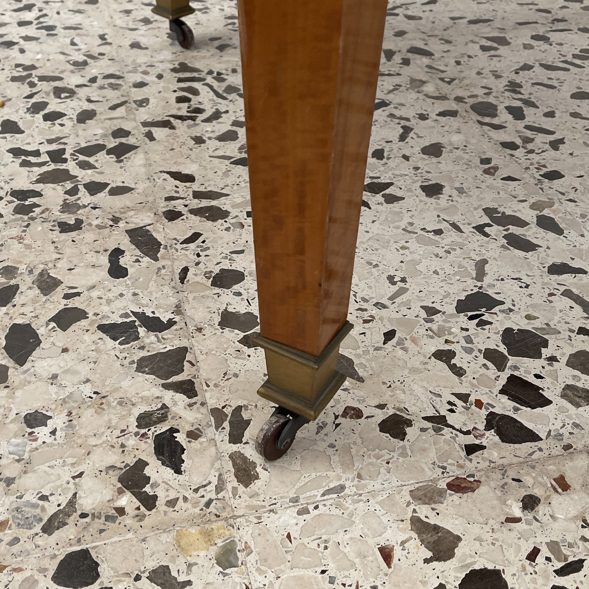 Antico Tavolo in satinwood fine XIX secolo - Vassallo Antiques Antiquariato Online