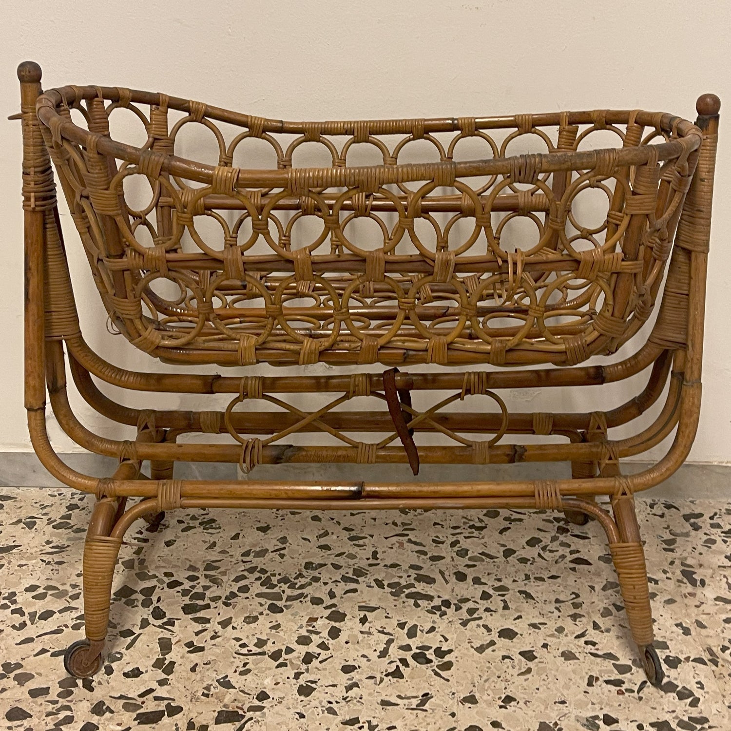 Culla Vintage in bambù anni '50 - Vassallo Antiques Antiquariato Online