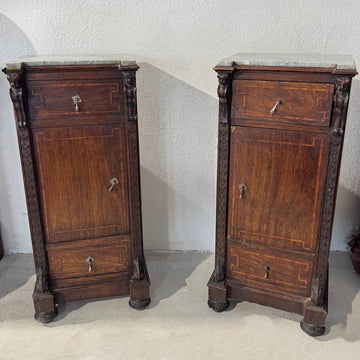 Antica coppia di comodini napoletani della seconda metà del XIX secolo in palissandro con intarsi