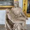 Importante scultura in marmo raffigurante la Pietà, da Michelangelo, firmata