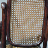 Piccola Sedia a dondolo Wackerlin - Vassallo Antiques Antiquariato Online