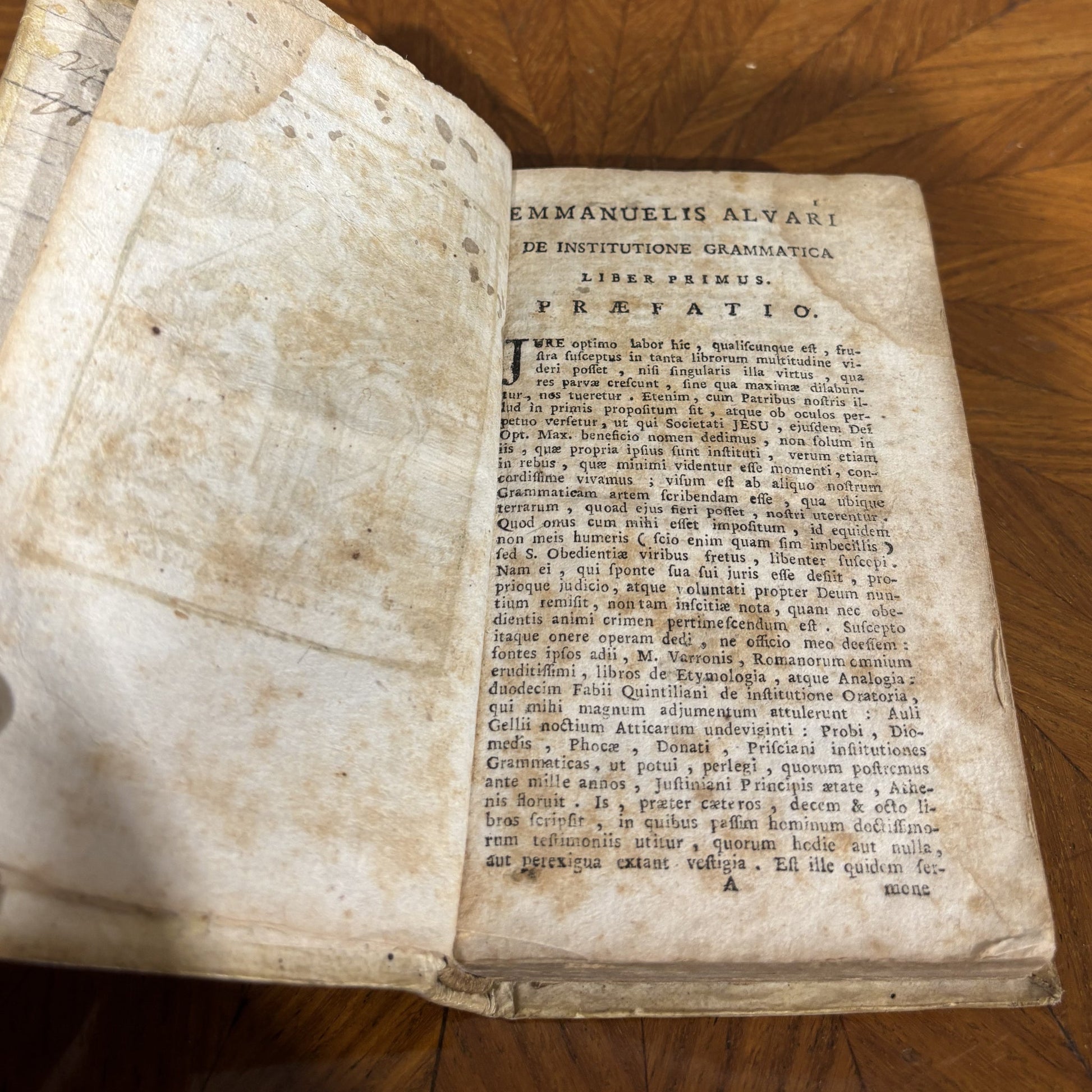 Rara edizione antica di "Emmanuelis Alvari" del 1700 - Vassallo Antiques Antiquariato Online