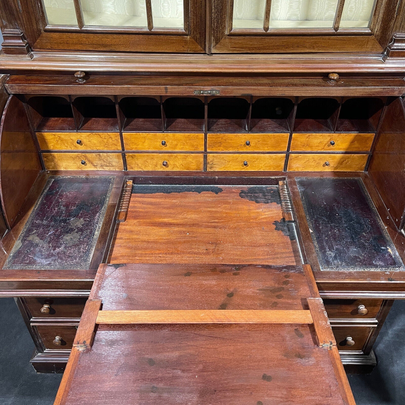 Rooltop Vittoriano in mogano Epoca '800 XIX secolo - Vassallo Antiques Antiquariato Online