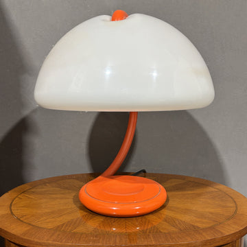 Iconica Lampada da tavolo "Serpente" di Martinelli Luce anni '70