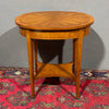 Elegante tavolino intarsiato in legno di frutto