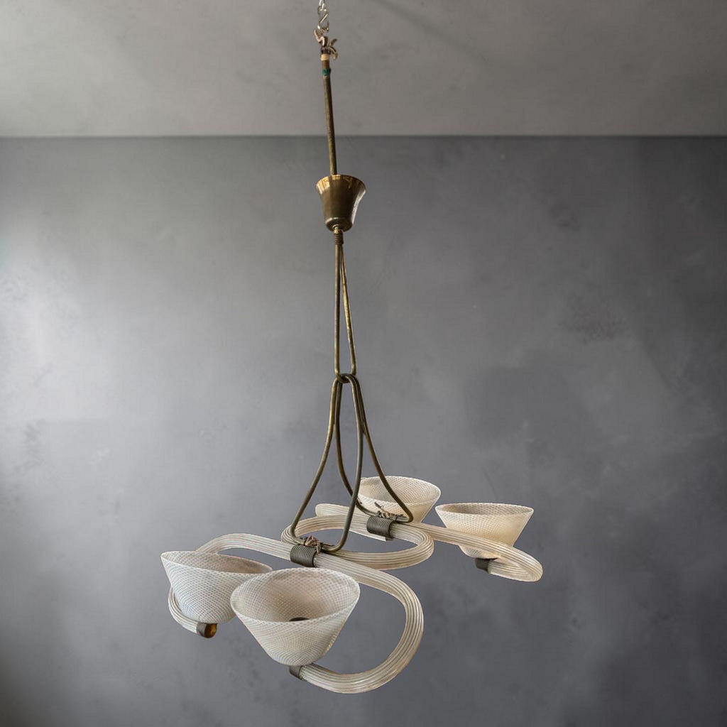 Raffinato lampadario in vetro di Murano Barovier e Toso